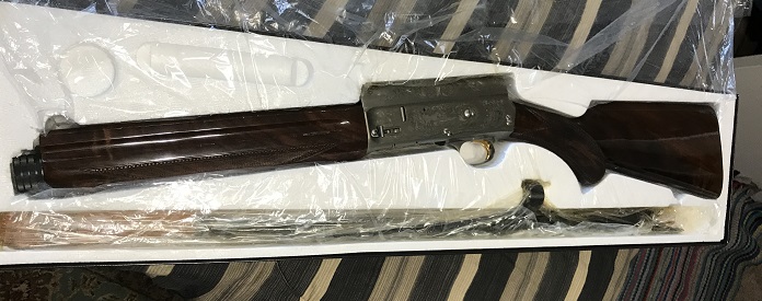 ORIGINAL 
UNTOUCHED – UNFIRED 
Browning Classic Auto 5 Shotgun (12 Gauge)